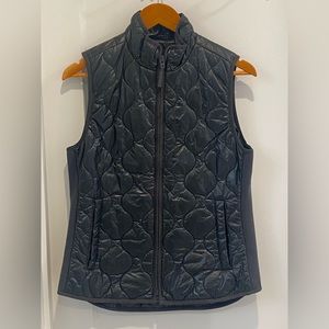 Jcrew quilred best black size small